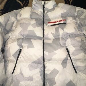 Brand New Prada Men's White and Gray Patterned Puffer Jacket